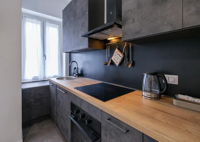 Turro M1 -10 Min Duomo Apartman Milánó
